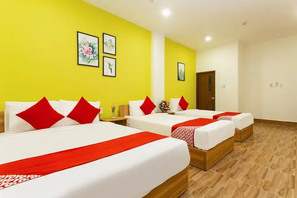 Euro Gold House And Coffee by OYO Rooms