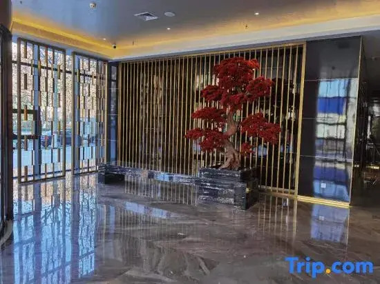 Zhou Run Hotel