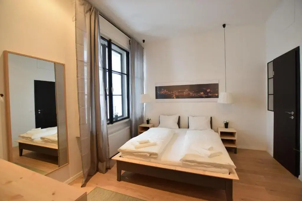 Luxury Apartment by Hi5 - Bajcsy Suite