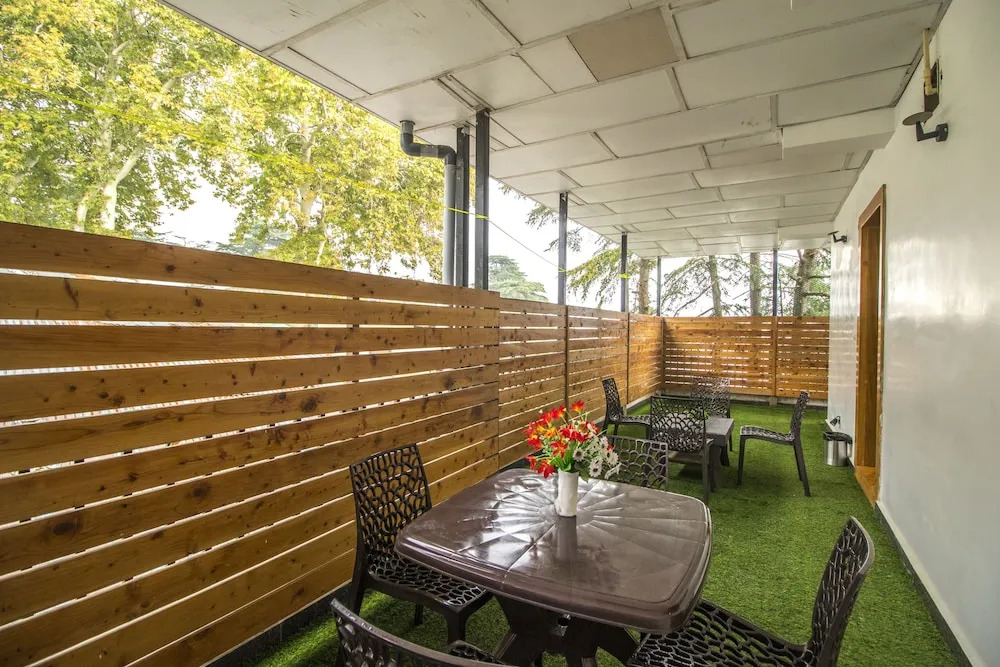 Siddhartha Greens Resort Bir Billing Amidst Tea Garden