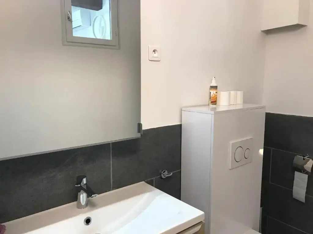 Appartement centre Collioure 63 m² avec terrasse à 3 minutes des plages