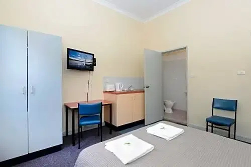 Parade Lodge