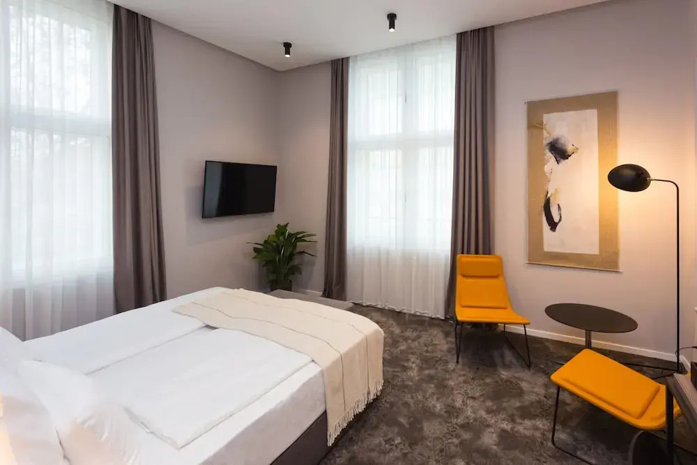 MANDA Heritage Hotel