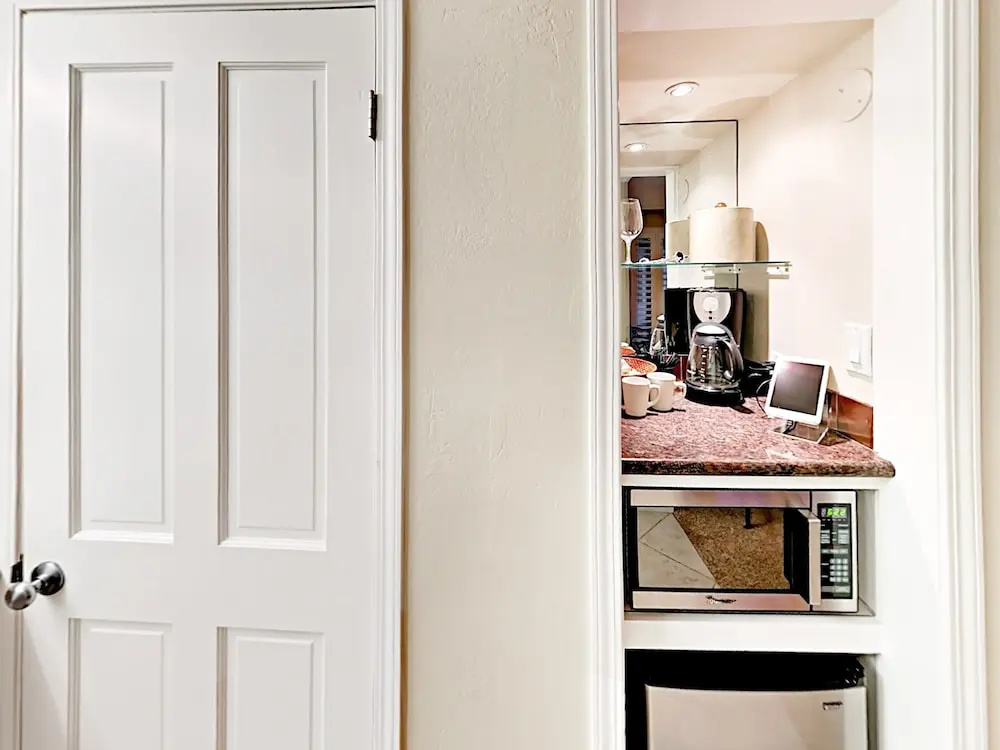 Studio Condo Near Trails #SILV267C