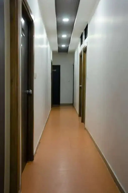 OYO Rooms Prahlad Nagar Garden 3