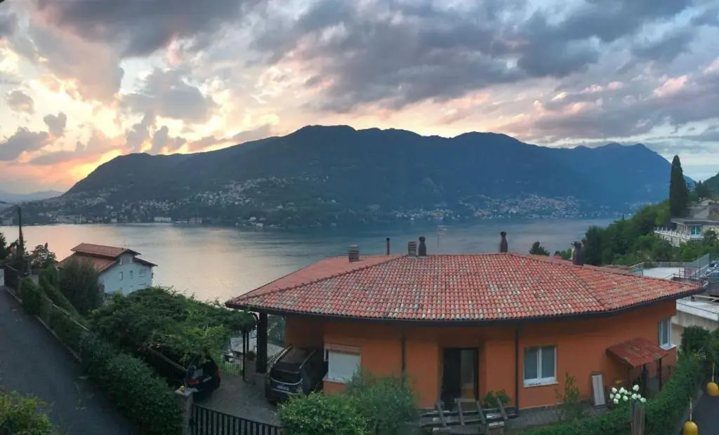 Sunset Feel House