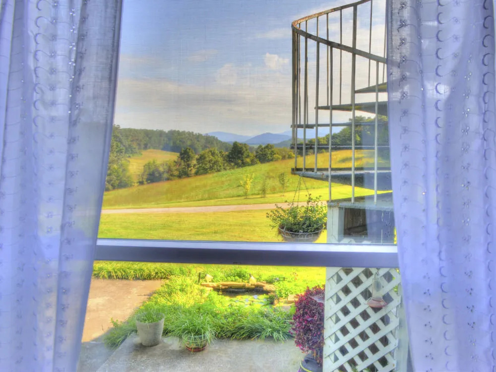 Blue Mountain Mist Country Inn