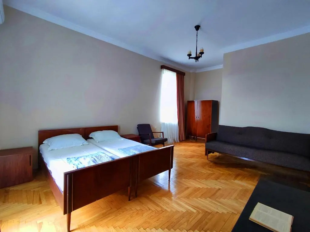 Guesthouse White Swan