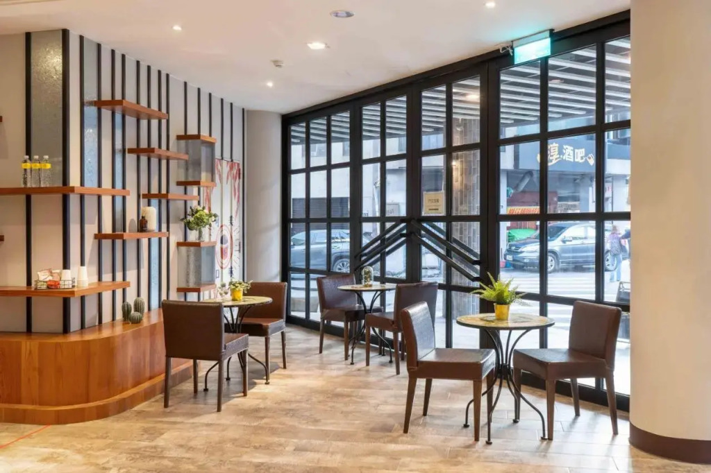 Shuang Mei Tong Hotel