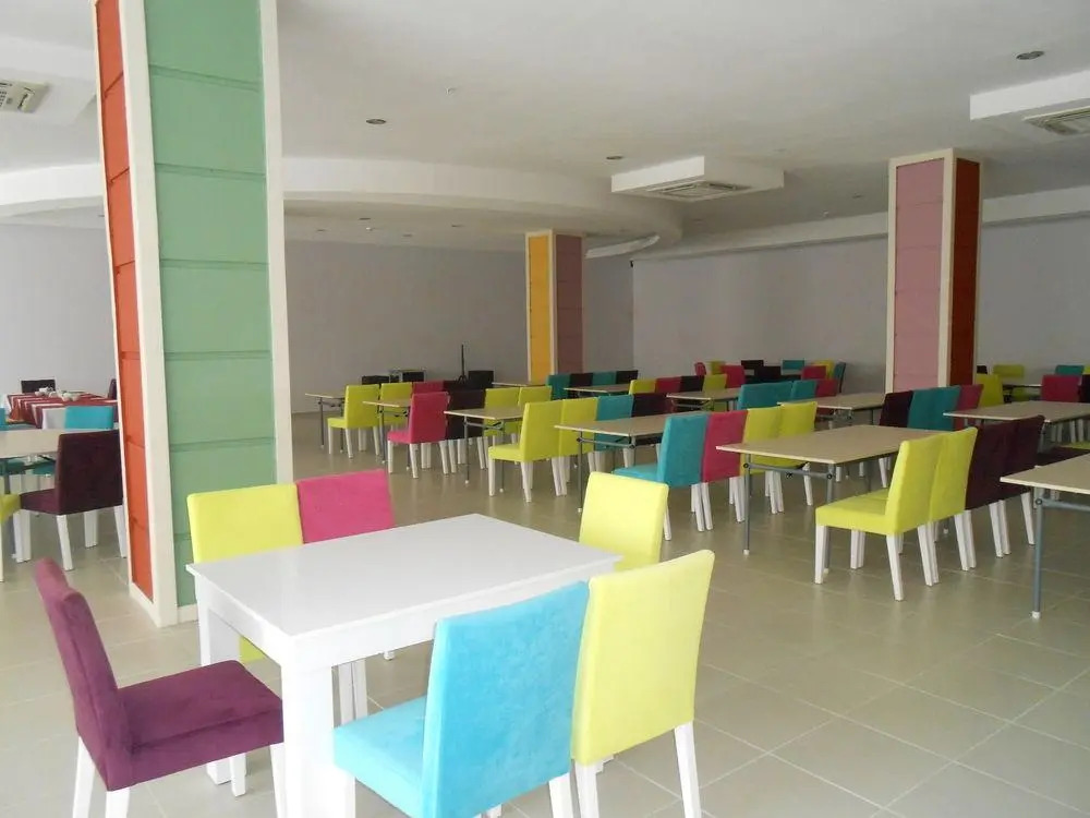 Side Win Hotel
