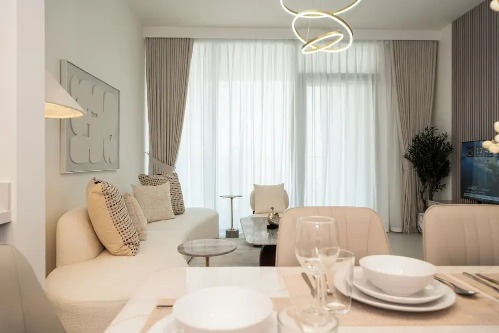 Luxury 1BR LIV Marina Modern Marina View