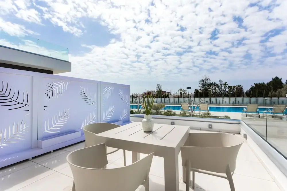 NAPA GEM SUITES by LUXEL VILLAS