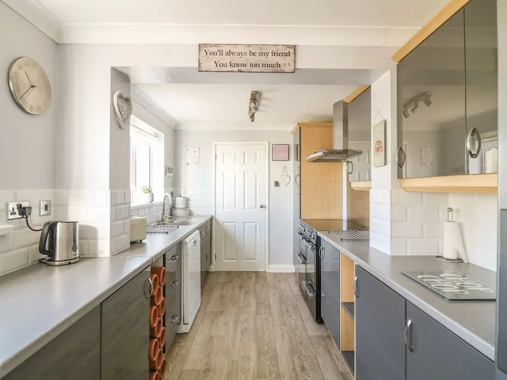 Lea View, Bideford