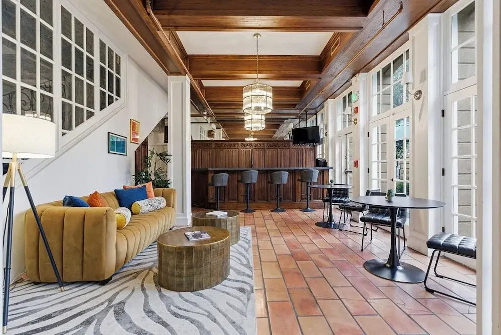 Sonoma Stonehouse Hotel