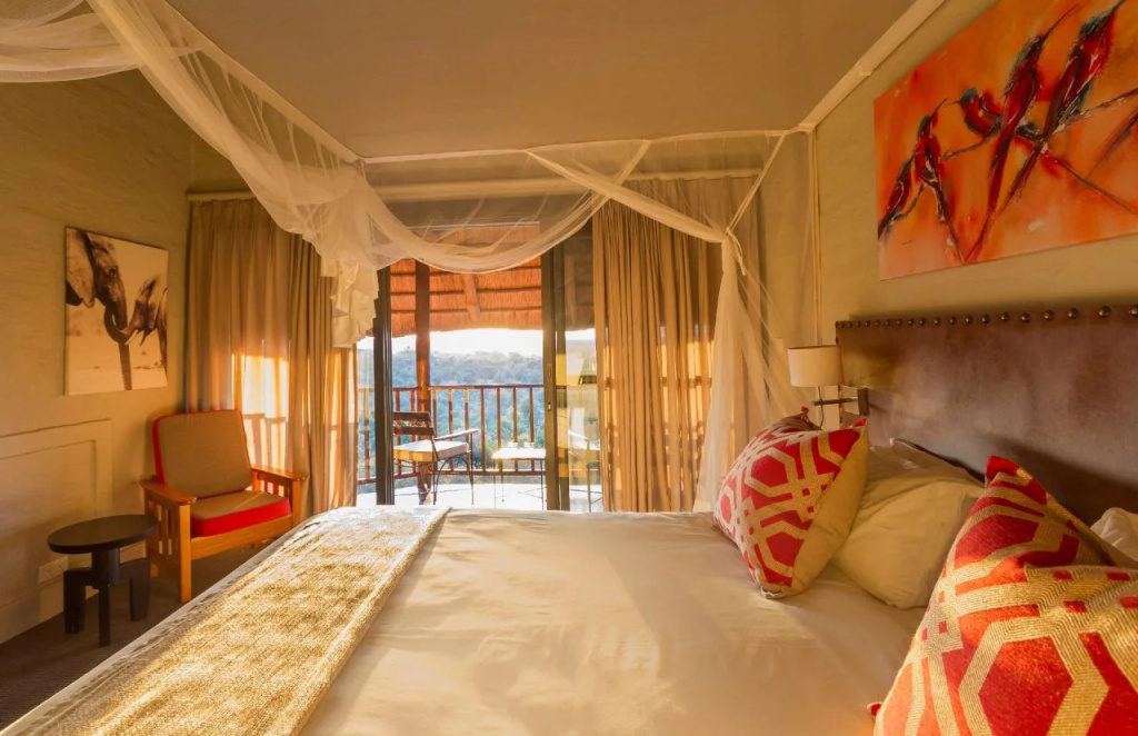 Victoria Falls Safari Lodge