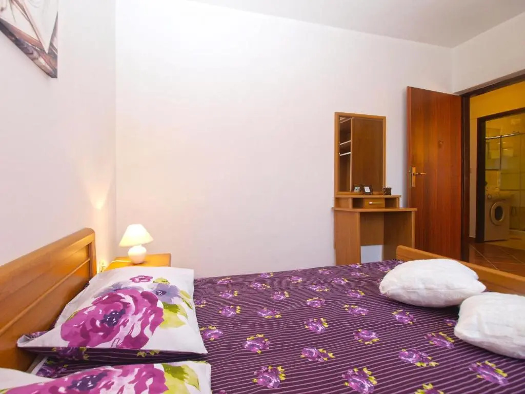Apartments Sandra 1335