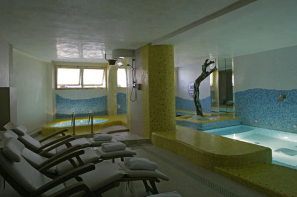 Hotel Universo
