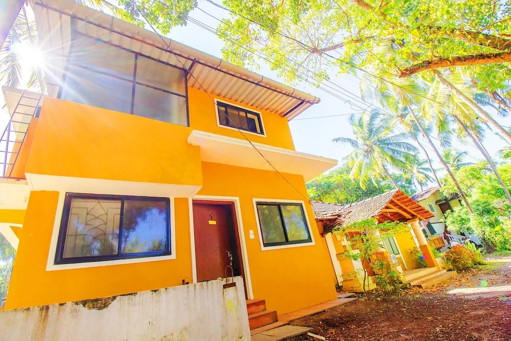 OYO 18897 Home Elegant 3 BHK Villa Parra