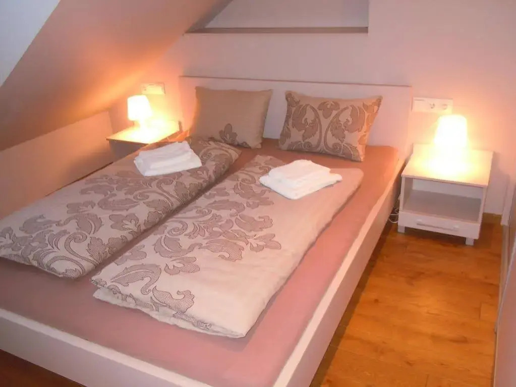 Milo Apartment