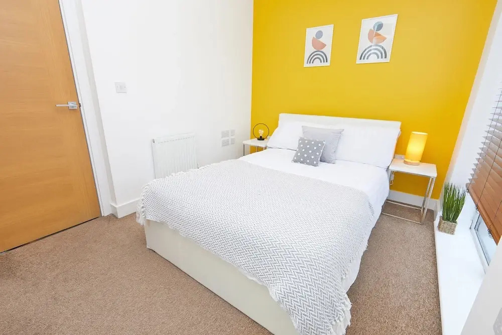 Derby 2 Bed House 3 Min Walk to Hospital