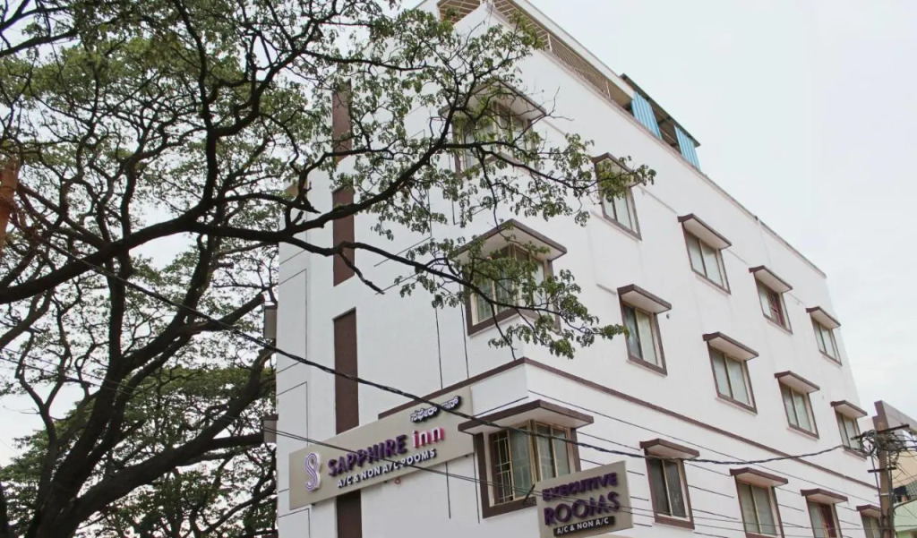 Sapphire Inn