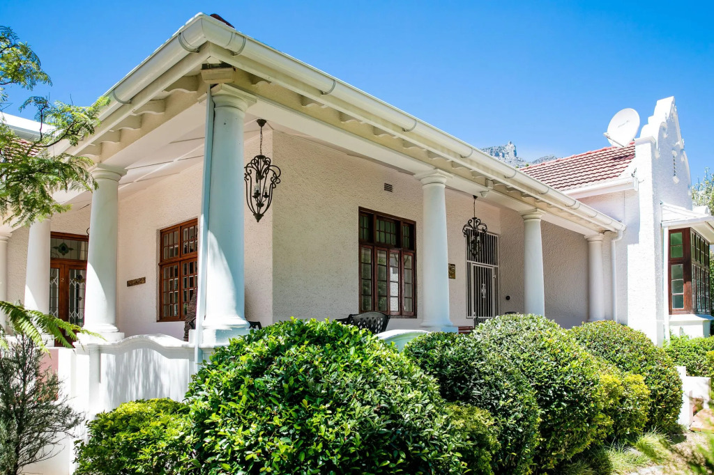 5 Camp Street Guesthouse & Self-catering