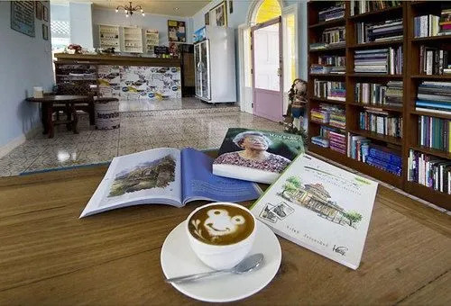 The Paper Art Gallery & Guesthouse Chiang Mai