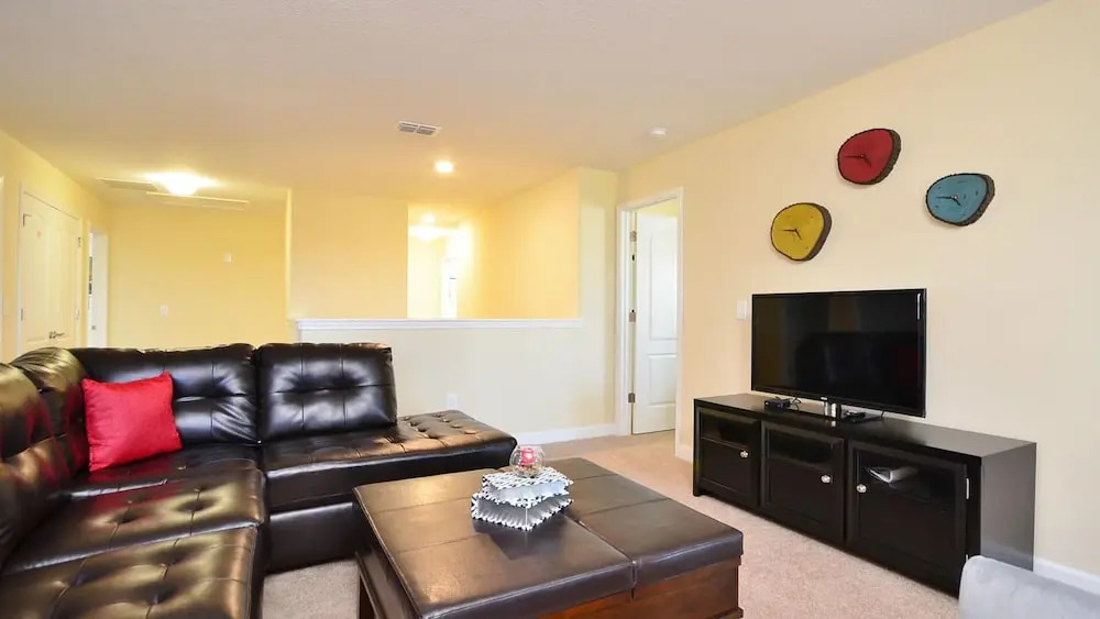 1424 Rolling Fairway Drive