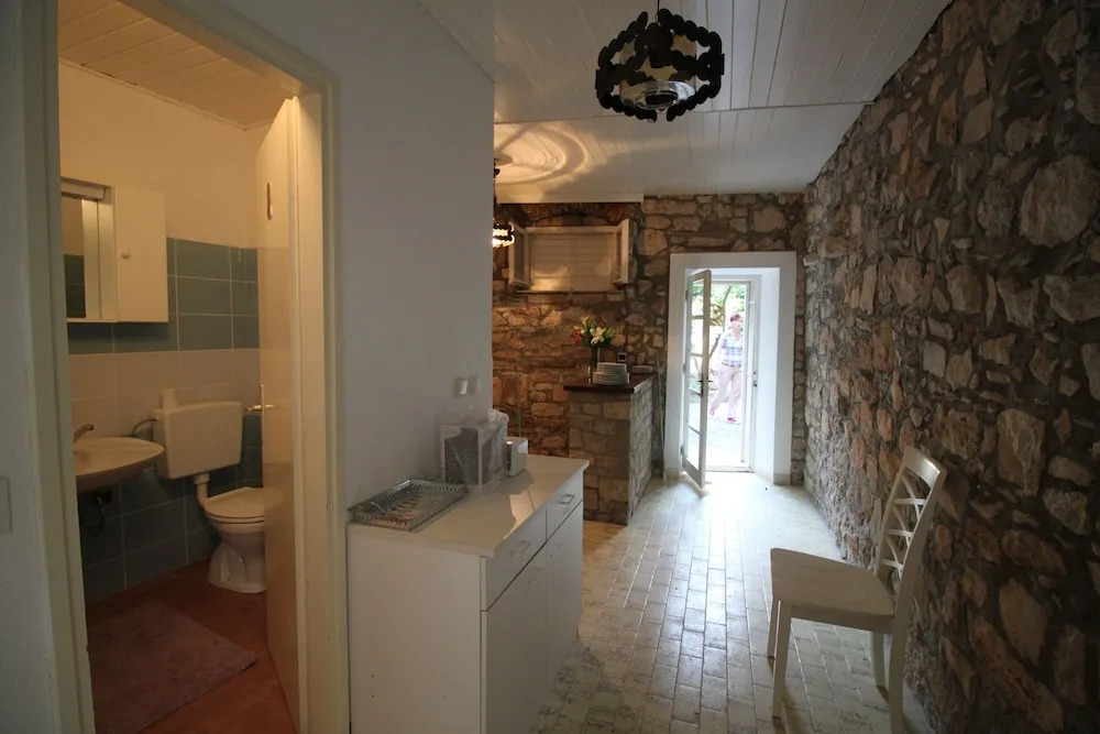 Very Spacious White Croatian Stone Seafront House With Secluded Enclosed Garden