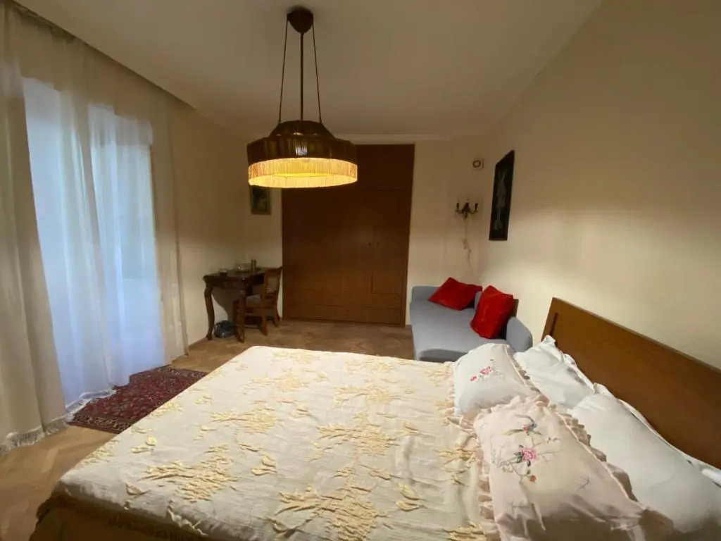 cozy and center