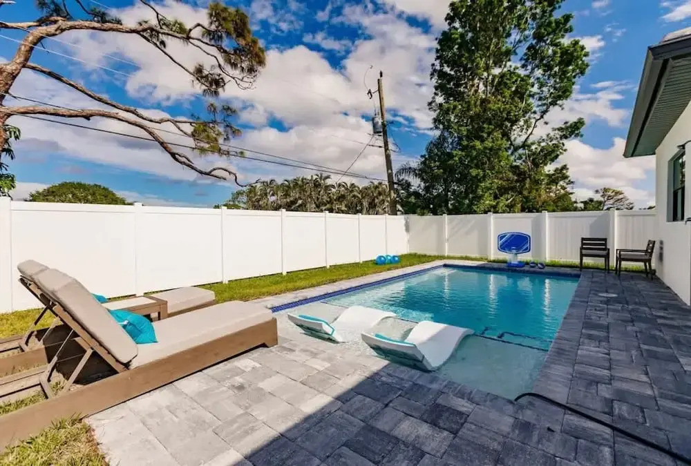 Exquisite Vanderbilt Beach Luxury Getaway