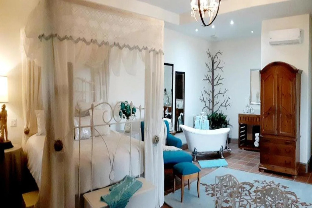 Hotel Hacienda Santana
