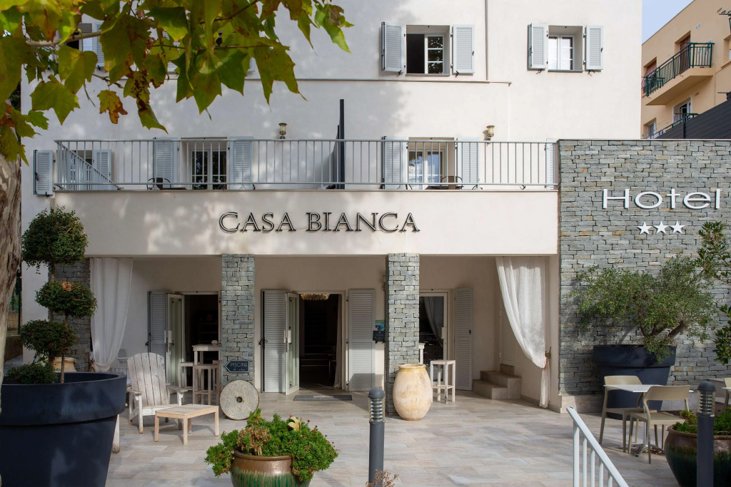 Best Western Hotel Casa Bianca, Piscine Intérieure et Extérieure