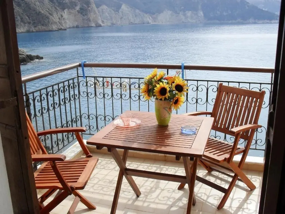 Assos Paradise Inn