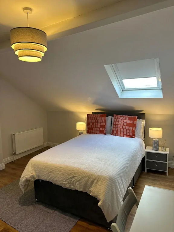 Ocho Homes Lux By Eight Continents, Belfast