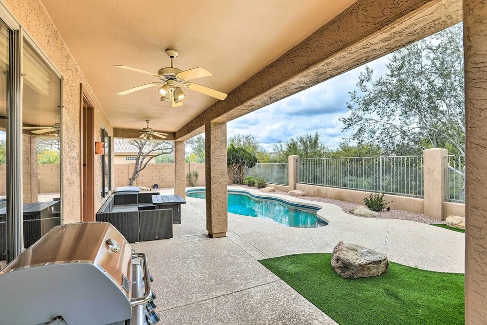 Pool, Fire Pit: Central Cave Creek Retreat
