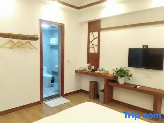 Yilv Yangguang Hotel