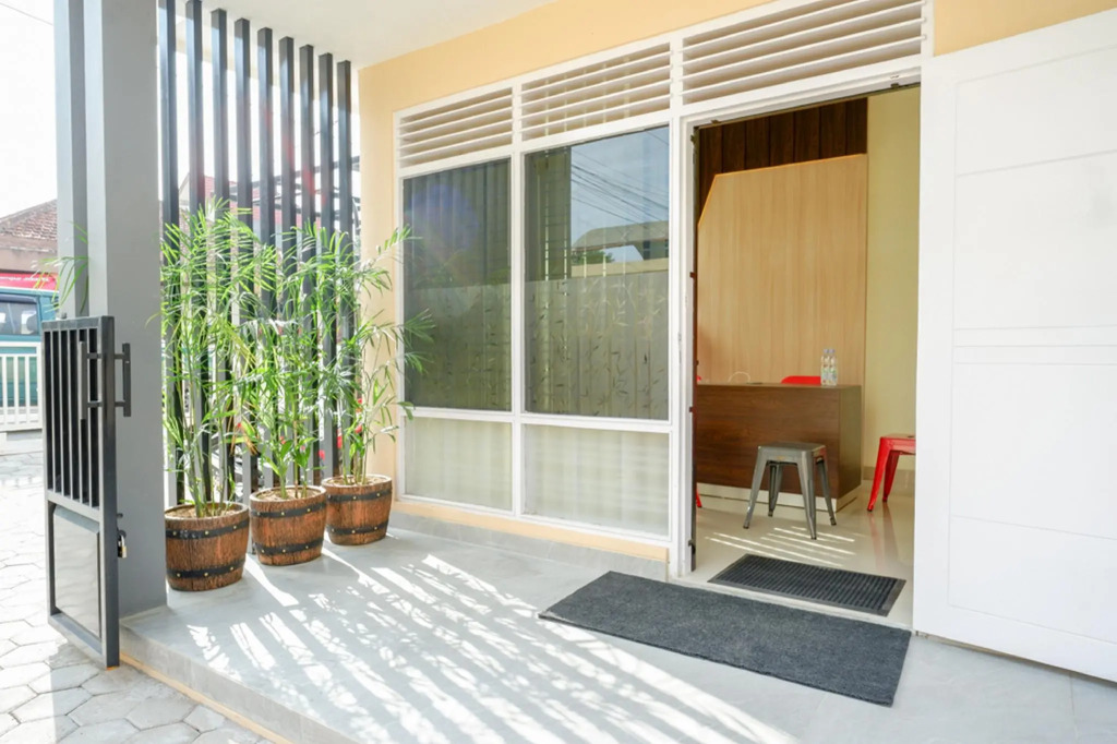 RedDoorz near Gejayan 3