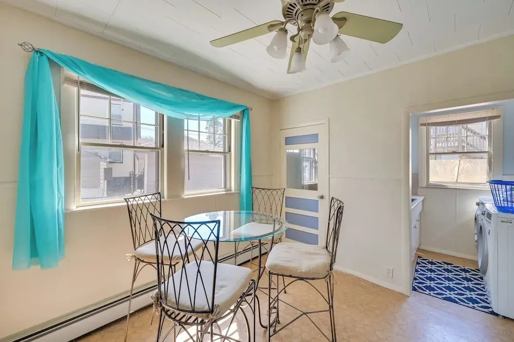 Boston Area Vacation Rental 3 Mi to Airport!