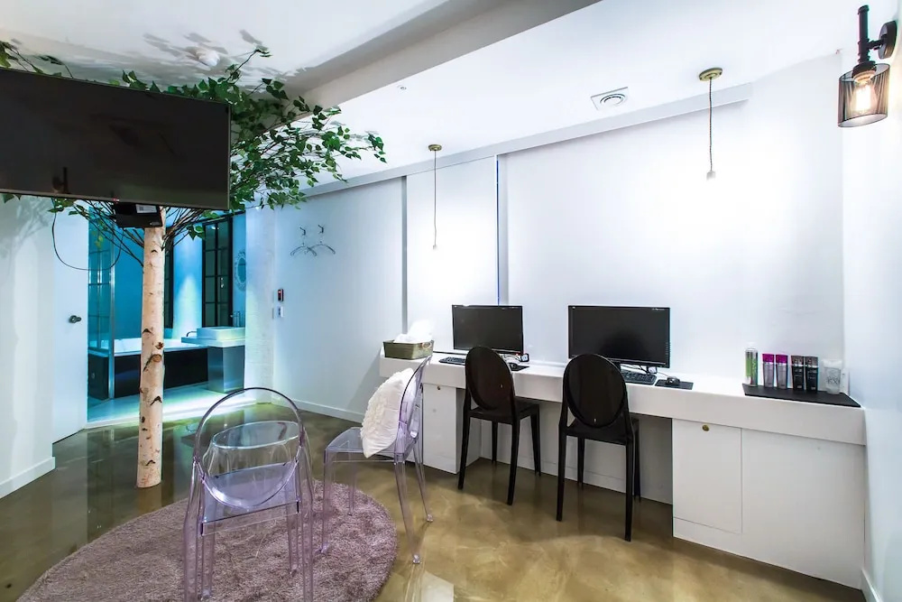 Plein Hotel