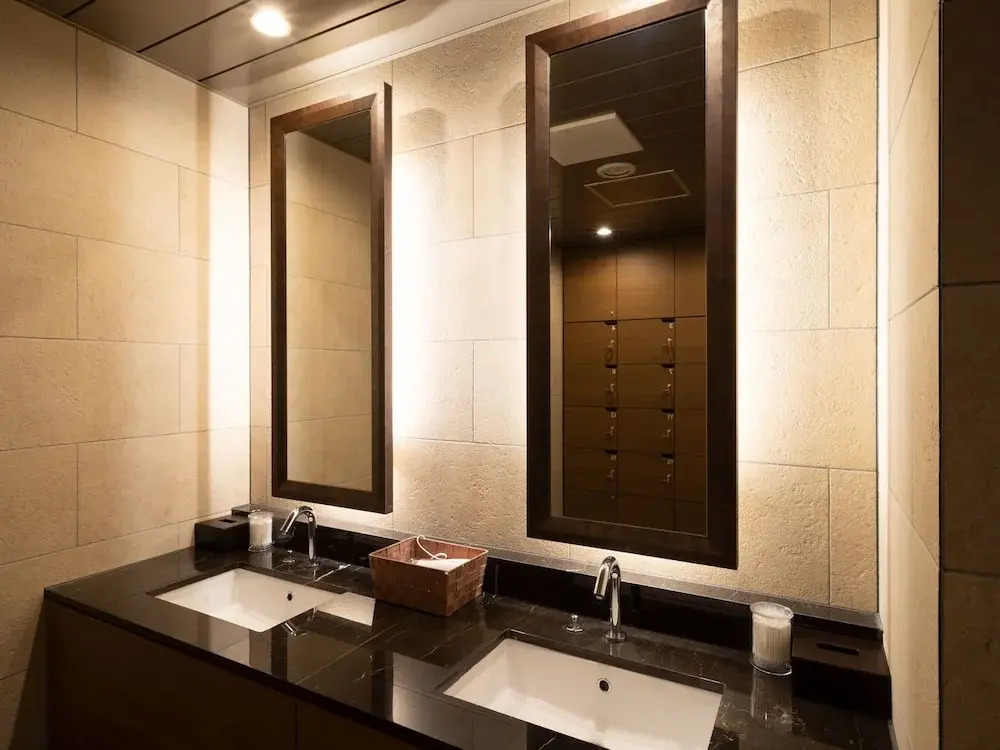 Super Hotel Ehime Ozu Inter