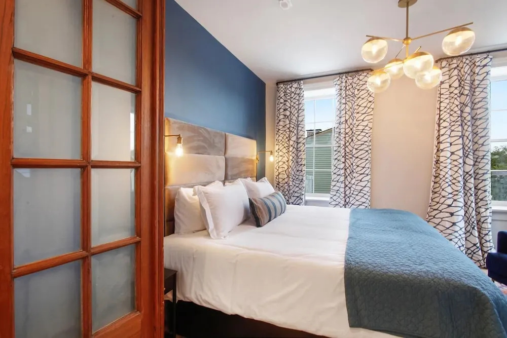 The Present Hotel