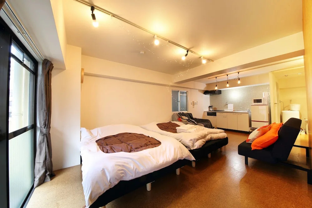 Studio Minamisenba 405