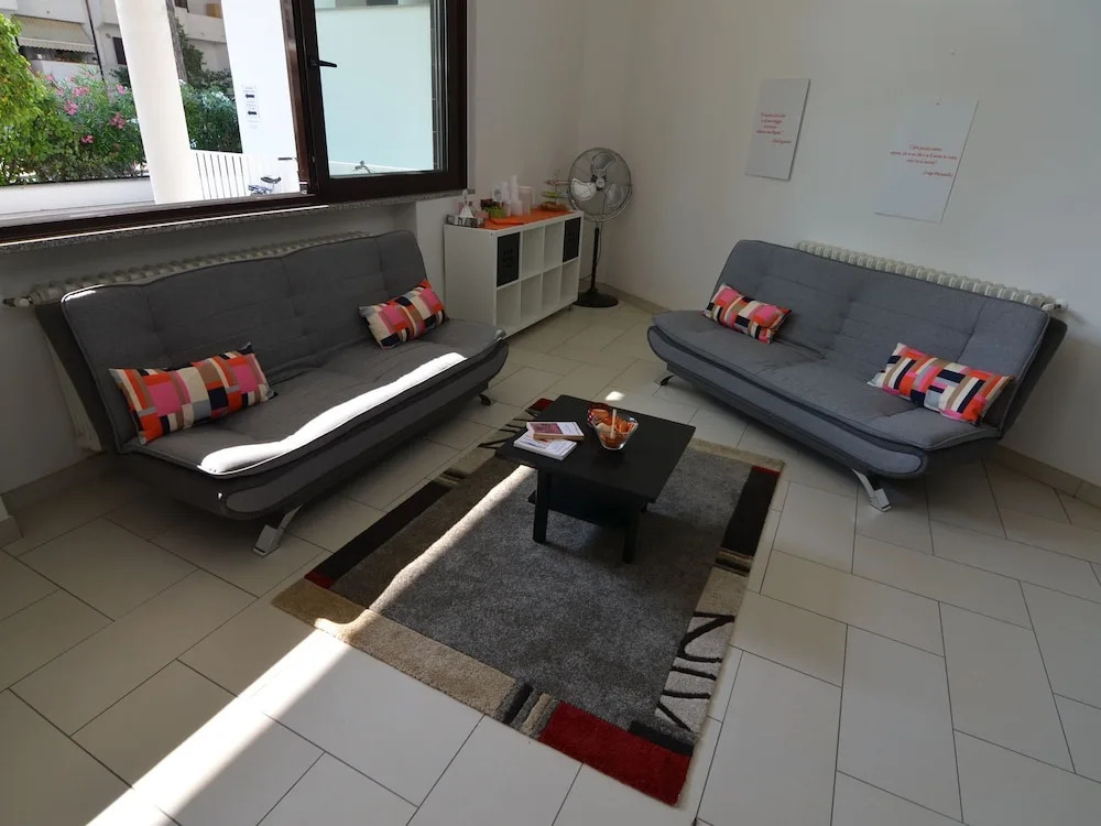 Residence with Wifi and Pool in the Heart of the Po Delta Park, Near the Sea