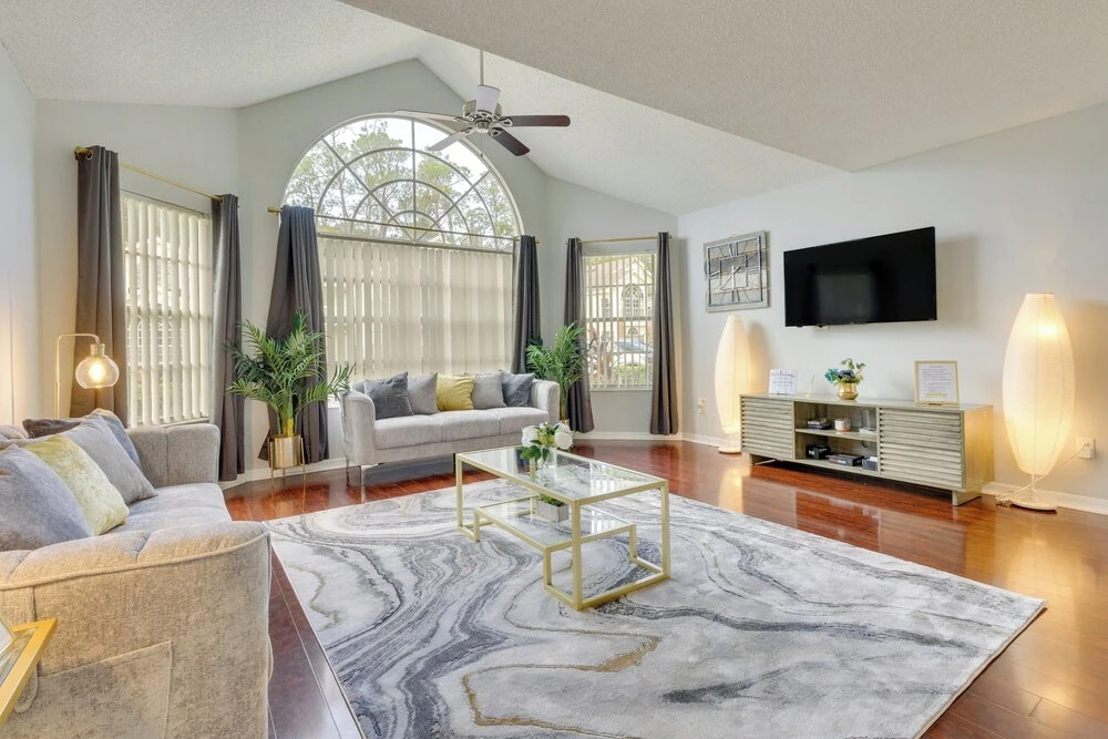 Kissimmee Condo w/ Perks: 6 Mi to Disney World!