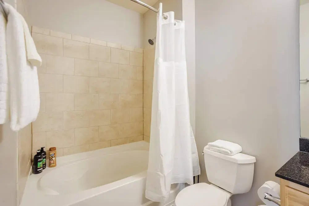 TWO CozySuites at the Banks 17