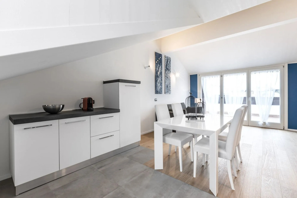 easyhomes - Brera Luxury Suites