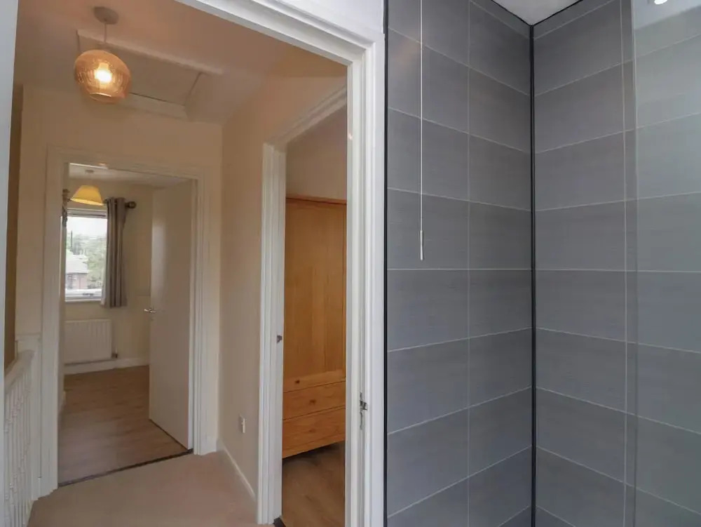Jubilee Two Bedroom House Pet Free Baby Friendly
