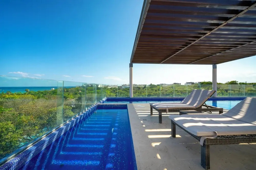 2 BR Condo with Rooftop Pool - Terrazas