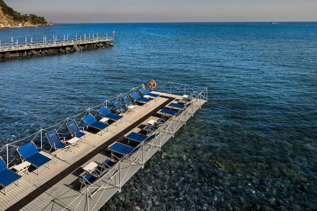 Hotel Continental Mare